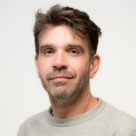 Headshot of Andrew Zein